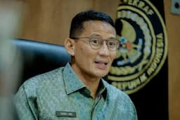 Ramai Isu <i>Hosting Fee</i> Nunggak, Sandiaga Jamin MotoGP Mandalika 2024 Tetap Digelar&nbsp;