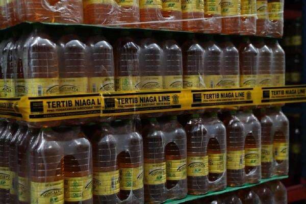 Sidak 4 Produsen MinyaKita, Polisi Temukan Takaran Dikurangi pada Kemasan Botol Sidak 4 Produsen MinyaKita, Polisi Temukan Takaran Dikurangi pada Kemasan Botol