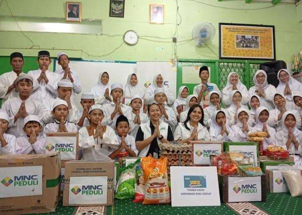 Berbagi Kebahagiaan di Momen Ramadhan, MNC Peduli Salurkan Sembako ke Taman Asuhan Aisyiyah Menteng Berbagi Kebahagiaan di Momen Ramadhan, MNC Peduli Salurkan Sembako ke Taman Asuhan Aisyiyah Menteng