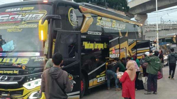 Rekayasa One Way Pangkas Waktu Tempuh Jakarta–Jateng Jadi 5 Jam 12 Menit Rekayasa One Way Pangkas Waktu Tempuh Jakarta–Jateng Jadi 5 Jam 12 Menit