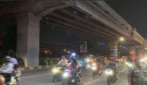 Belum Ada Lonjakan, Puncak Pemudik Motor di Kalimalang Diprediksi Besok Belum Ada Lonjakan, Puncak Pemudik Motor di Kalimalang Diprediksi Besok