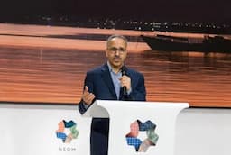 Nadhmi Al-Nasr Mundur dari CEO NEOM, Ada Apa? 