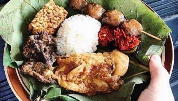 10 Rekomendasi Tempat Bukber di Cirebon Terbaru. Salah Satunya Berkonsep Unik 10 Rekomendasi Tempat Bukber di Cirebon Terbaru. Salah Satunya Berkonsep Unik