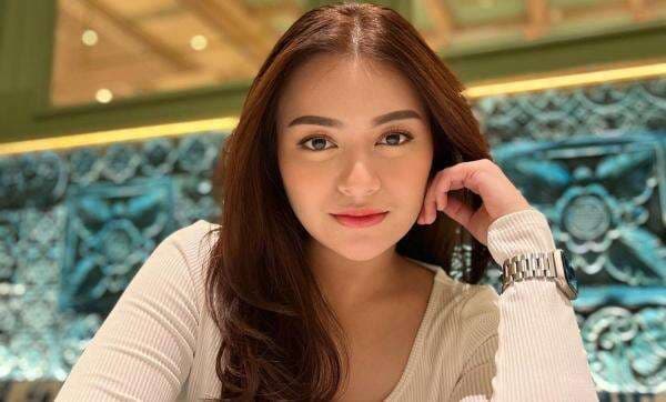 4 Sumber Kekayaan Nathalie Holscher, DJ yang Panen Saweran saat Manggung di Sidrap 4 Sumber Kekayaan Nathalie Holscher, DJ yang Panen Saweran saat Manggung di Sidrap