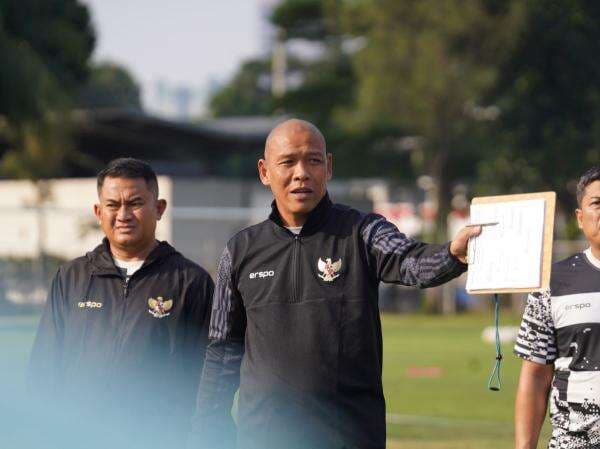 Kisah Haru Nova Arianto, Pelatih Pertama yang Bawa Timnas Indonesia U-17 Lolos Piala Dunia U-17 Lewat Jalur Kualifikasi Kisah Haru Nova Arianto, Pelatih Pertama yang Bawa Timnas Indonesia U-17 Lolos Piala Dunia U-17 Lewat Jalur Kualifikasi