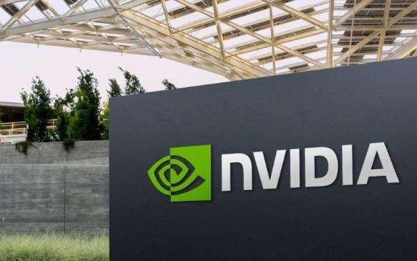 Pendapatan Nvidia Diperkirakan Turun 9 Persen usai AS Lakukan Pembatasan Ekspor Chip ke China Pendapatan Nvidia Diperkirakan Turun 9 Persen usai AS Lakukan Pembatasan Ekspor Chip ke China