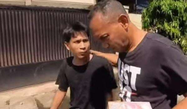 Berkedok Konter HP, Penjual Obat Keras di Bogor Diringkus Berkedok Konter HP, Penjual Obat Keras di Bogor Diringkus