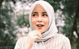 5 Sumber Kekayaan Olla Ramlan, Single Mom Berpenghasilan Fantastis