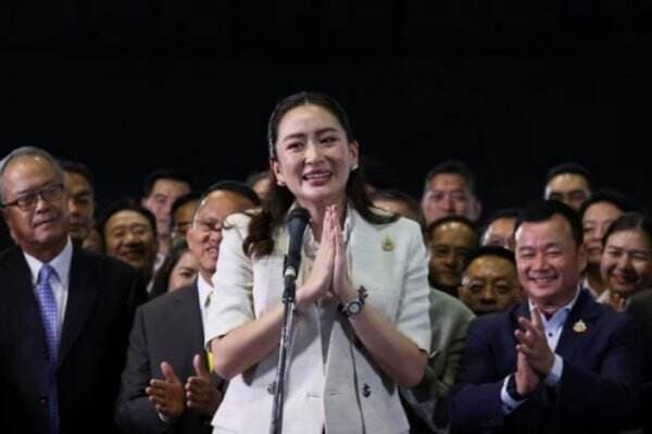 Paetongtarn Shinawatra Putri Thaksin Shinawatra Terpilih Jadi PM Termuda Thailand