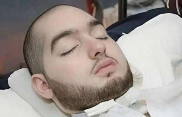 Viral, Pangeran Saudi 'Sleeping Prince' Koma 20 Tahun Berulang Tahun ke-36 Viral, Pangeran Saudi 'Sleeping Prince' Koma 20 Tahun Berulang Tahun ke-36