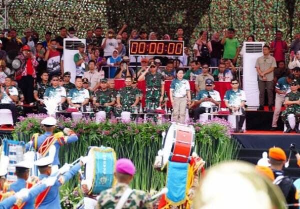 Panglima TNI Buka Militery Drumcorps Competition di Monas Jakarta Pusat