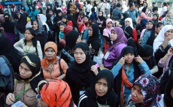 Kerja Sama RI-Arab Saudi, Pekerja Migran Bisa Dapat Bonus Umrah Kerja Sama RI-Arab Saudi, Pekerja Migran Bisa Dapat Bonus Umrah