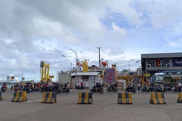 Catat! Pelabuhan Bakauheni Hanya Layani Penumpang Mobil hingga Bus Mulai Besok Catat! Pelabuhan Bakauheni Hanya Layani Penumpang Mobil hingga Bus Mulai Besok