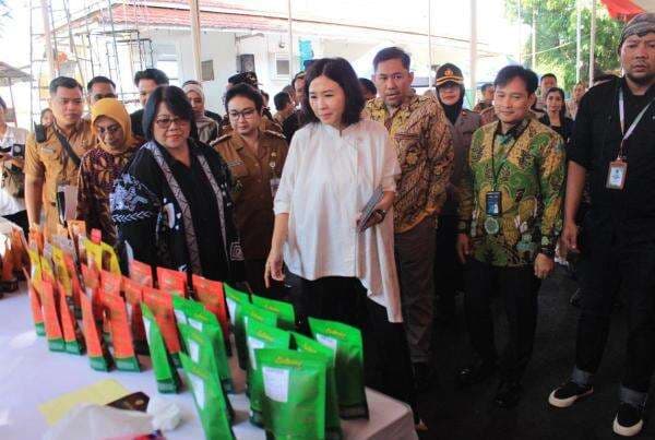 Wamen Veronica Tan: Kemandirian Perempuan Bangun Kemandirian Keluarga Wamen Veronica Tan: Kemandirian Perempuan Bangun Kemandirian Keluarga