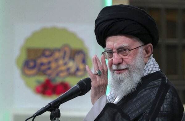 Serangan Iran ke Israel Atas Perintah Ayatollah Ali Khamenei