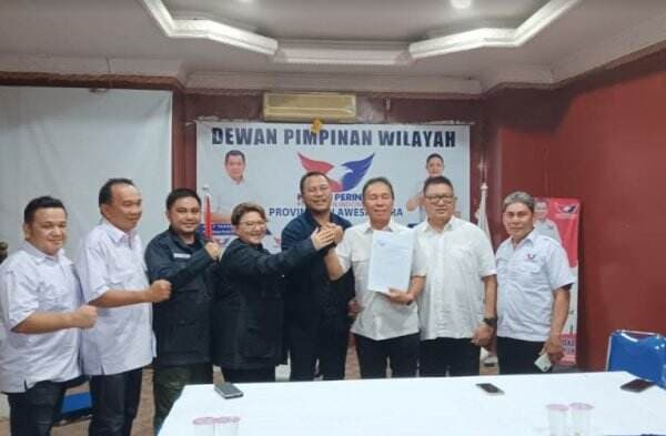 DPP Partai Perindo Serahkan Surat Dukungan ke Calon Bupati Petahana di Pilkada Minsel