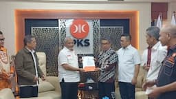  PKS Serahkan SK Dukungan ke Cabup dan Cawabup Kutai Timur Ardiansyah-Mahyunadi