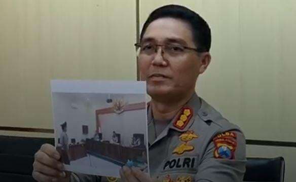 Terungkap! Aiptu LC Anggota Polres Pacitan 4 Kali Perkosa Tahanan Wanita Kasus Muncikari Terungkap! Aiptu LC Anggota Polres Pacitan 4 Kali Perkosa Tahanan Wanita Kasus Muncikari