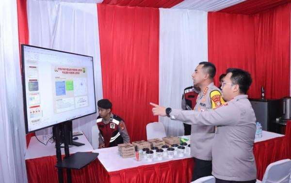 Cek Pos Pengamanan, Kapolres Jakbar Pastikan Keamanan Jelang Lebaran Cek Pos Pengamanan, Kapolres Jakbar Pastikan Keamanan Jelang Lebaran
