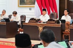 Puji Kinerja Menko Zulhas dan Menteri Teknis Bidang Pangan, Prabowo: Sangat Menggembirakan!