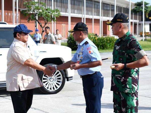 Prabowo Terbang ke Palembang, Bakal Luncurkan Gerakan Indonesia Menanam (Gerina) Prabowo Terbang ke Palembang, Bakal Luncurkan Gerakan Indonesia Menanam (Gerina)