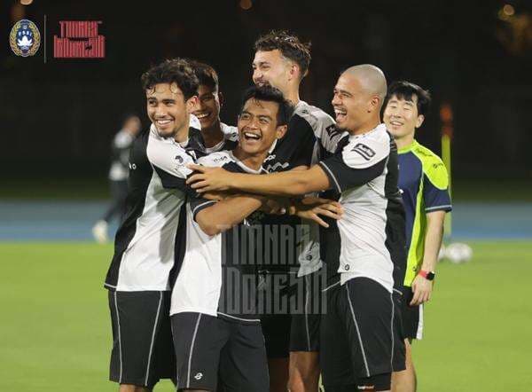 5 Pemain yang Berpotensi Dicoret Patrick Kluivert Jelang Laga Timnas Indonesia vs Bahrain, Nomor 1 Pratama Arhan! 5 Pemain yang Berpotensi Dicoret Patrick Kluivert Jelang Laga Timnas Indonesia vs Bahrain, Nomor 1 Pratama Arhan!