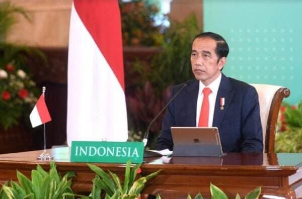 Jokowi Sambut Kedatangan Paus Fransiskus ke Istana Merdeka Pagi Ini