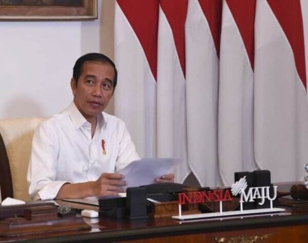 Jokowi Berkantor Normal di Istana Merdeka Hari Ini