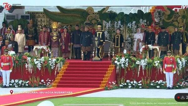 Bendera Merah Putih Sukses Dikibarkan di IKN, Jokowi: Terima Kasih, Semua Berjalan Baik