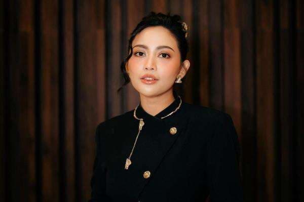 Rachel Vennya Geram, Bea Cukai Tahan 60 Cushion Korea Miliknya Rachel Vennya Geram, Bea Cukai Tahan 60 Cushion Korea Miliknya