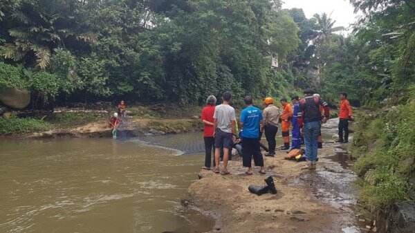 Remaja Hilang Terseret Arus Kali Ciliwung Bogor, Diduga Kelelahan Berenang