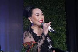Titi DJ Bawakan Lagu <i>Bahasa Kalbu</i> di Resepsi Pernikahan Thariq Halilintar dan Aaliyah Massaid