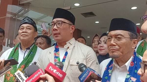 Ridwan Kamil Ajak Relawan Ketuk Pintu Rumah Warga dengan Konsep <i>Fastabiqul Khoirot</i>