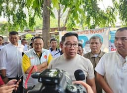 Blusukan di Penggilingan, Ridwan Kamil Terima Keluhan soal Kali Mati