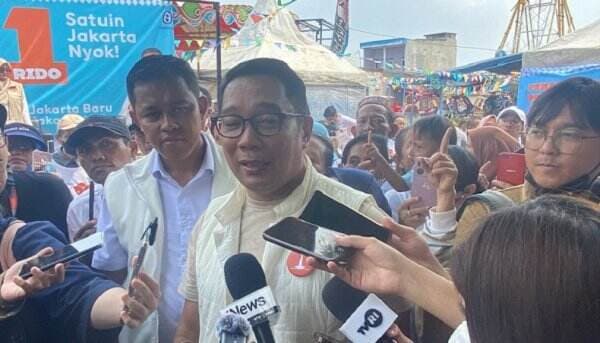 Klarifikasi Ridwan Kamil usai Dituduh Selingkuh dan Punya Anak di Luar Nikah: Fitnah Keji Bermotif Ekonomi! Klarifikasi Ridwan Kamil usai Dituduh Selingkuh dan Punya Anak di Luar Nikah: Fitnah Keji Bermotif Ekonomi!