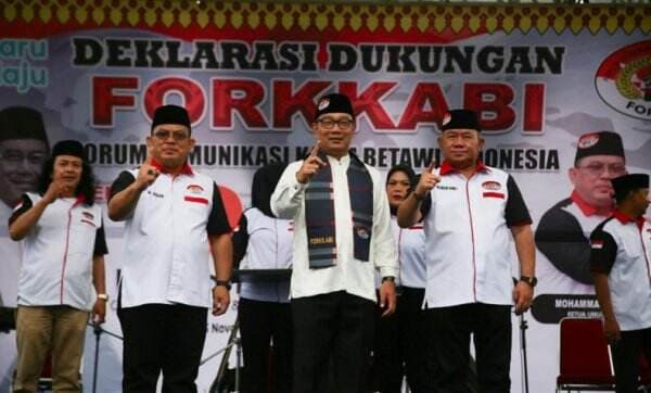Didukung Forkkabi, RK Janji Bikin Lembaga Adat hingga Berikan Beasiswa Khusus Anak Betawi Didukung Forkkabi, RK Janji Bikin Lembaga Adat hingga Berikan Beasiswa Khusus Anak Betawi