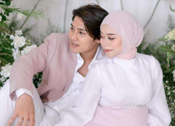 Rizky Billar Kenang Jasa Hotma Sitompul: Salah Satu Pengacara Terbaik di Negeri Ini Rizky Billar Kenang Jasa Hotma Sitompul: Salah Satu Pengacara Terbaik di Negeri Ini