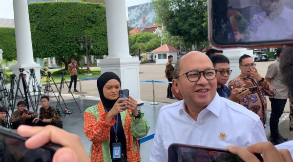 Realisasi Investasi Tembus Rp465,2 Triliun di Kuartal I-2025, Serap 594.104 Tenaga Kerja Realisasi Investasi Tembus Rp465,2 Triliun di Kuartal I-2025, Serap 594.104 Tenaga Kerja