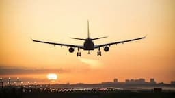 Rupiah Melemah Bikin Maskapai Penerbangan Ketar-ketir, Apa Langkah Kemenhub?