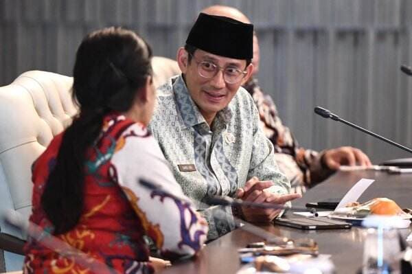 Sandiaga Uno Tawarkan 2 Solusi untuk Atasi  Kemacetan Parah di Puncak