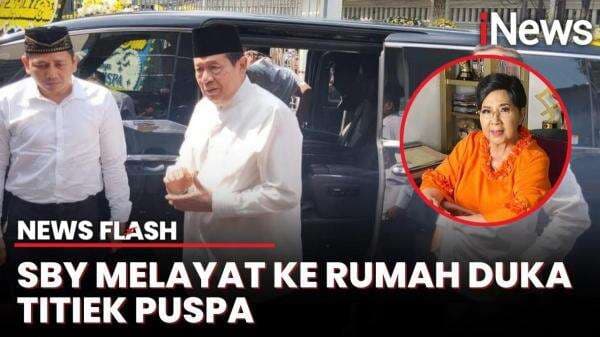 Detik-Detik SBY Melayat ke Rumah Duka Titiek Puspa Detik-Detik SBY Melayat ke Rumah Duka Titiek Puspa