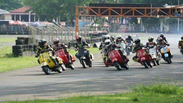 Gelaran Scooter Prix dan Mandalika Racing Series Digadang Jadi Katalisator Ekonomi Nasional Gelaran Scooter Prix dan Mandalika Racing Series Digadang Jadi Katalisator Ekonomi Nasional