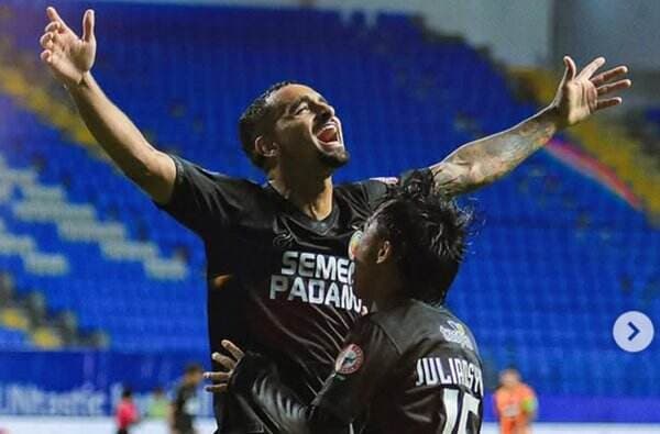 Semen Padang Keluar Zona Degradasi Liga 1 2024-2025 Usai Bungkam Borneo FC, Pelatih Minta Pemain Jangan Terlena 