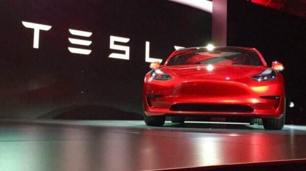 Semester 1 2024, Penjualan Mobil Listrik Meningkat hanya Tesla yang Anjlok