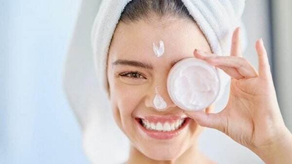 Wajah Terasa Cekit-Cekit saat Pakai Skincare? Ini Penyebabnya