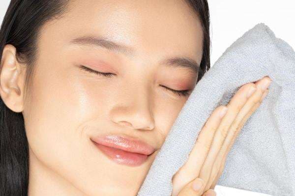 3 Hal yang Perlu Dilakukan Sebelum Berolahraga, Jangan Skip Skincare! 3 Hal yang Perlu Dilakukan Sebelum Berolahraga, Jangan Skip Skincare!