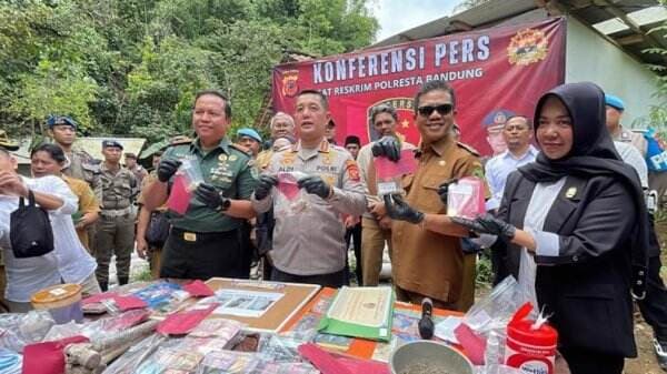 Polisi Bongkar Tambang Emas Ilegal di Cibodas Bandung, Kerugian Negara Rp1 Triliun