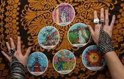 Ramalan Tarot Hari Ini: Belajarlah dari Kesalahan Masa Lalu