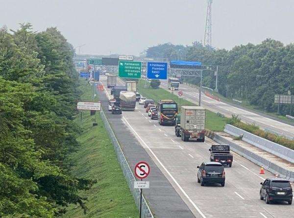H-6 Lebaran, 16 Ribu Kendaraan Melintas di Tol Cipali H-6 Lebaran, 16 Ribu Kendaraan Melintas di Tol Cipali