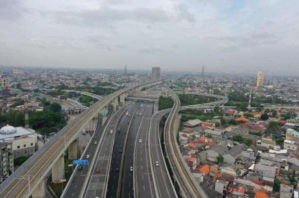 158.488 Kendaraan Tinggalkan Jakarta via Tol MBZ hingga H-6 Mudik Lebaran 2025 158.488 Kendaraan Tinggalkan Jakarta via Tol MBZ hingga H-6 Mudik Lebaran 2025
